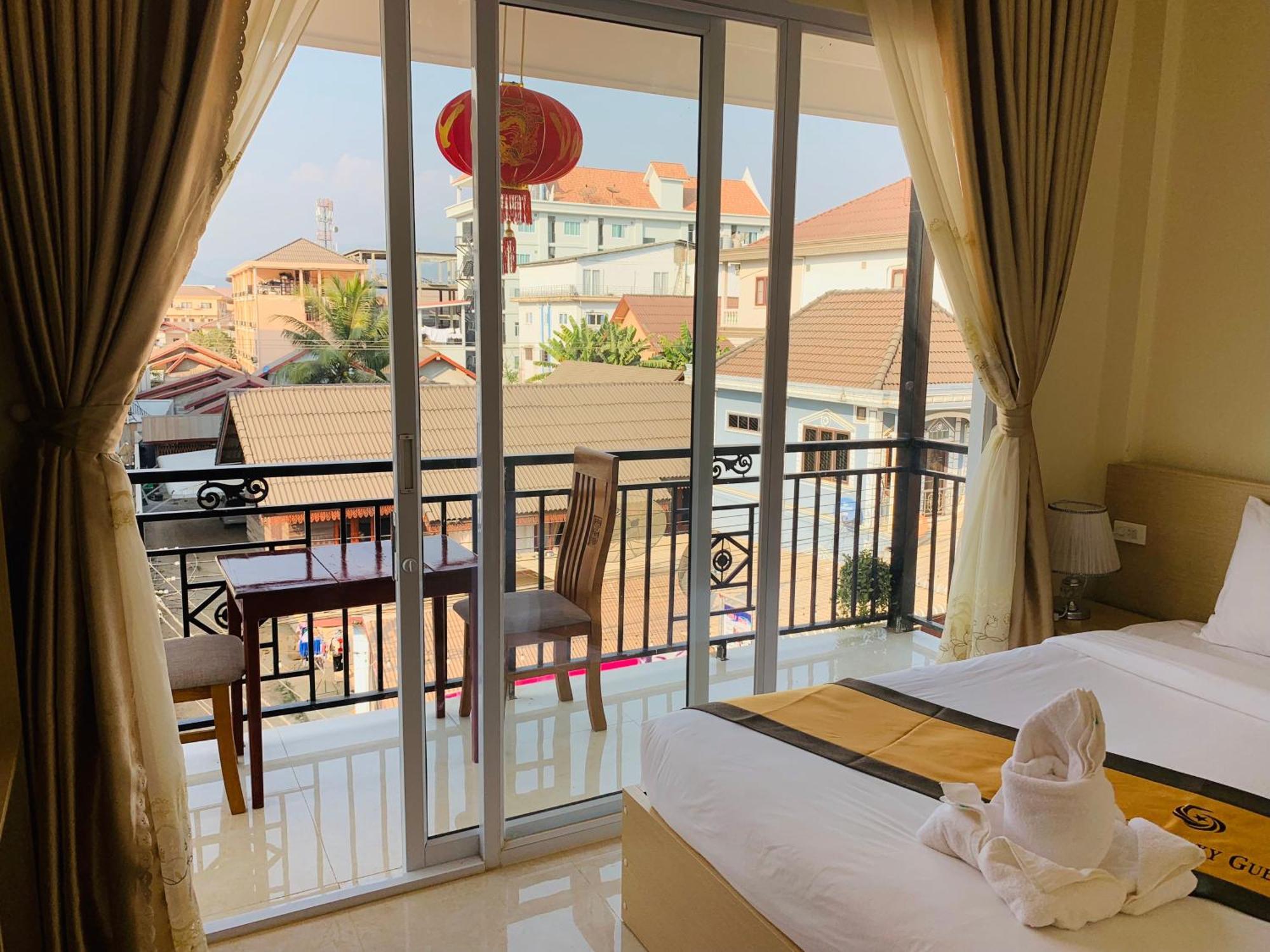 Vang Vieng Galaxy Hotel Exterior photo